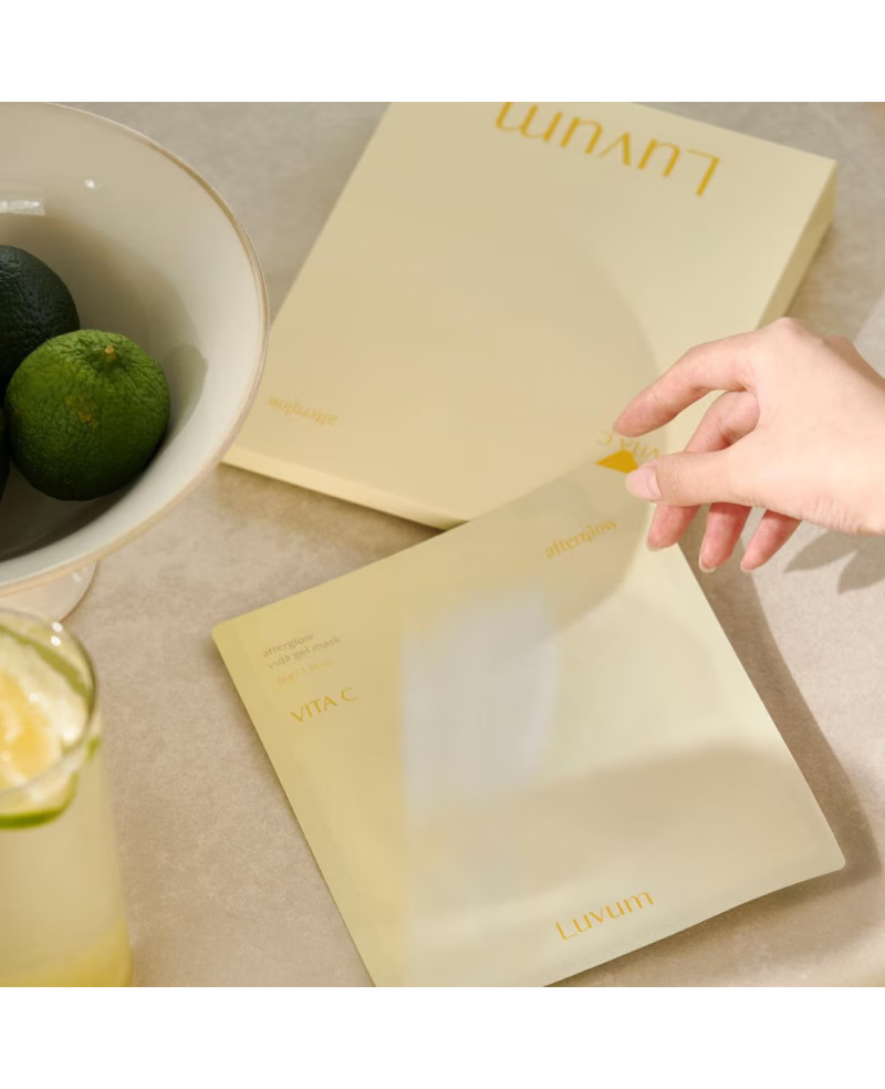 Luvum  “Afterglow” multivitaminų gelinio lakšto kaukė